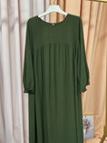 Load image into Gallery viewer, Elegant Crepe Maxi Prayer Dress for Ramadan