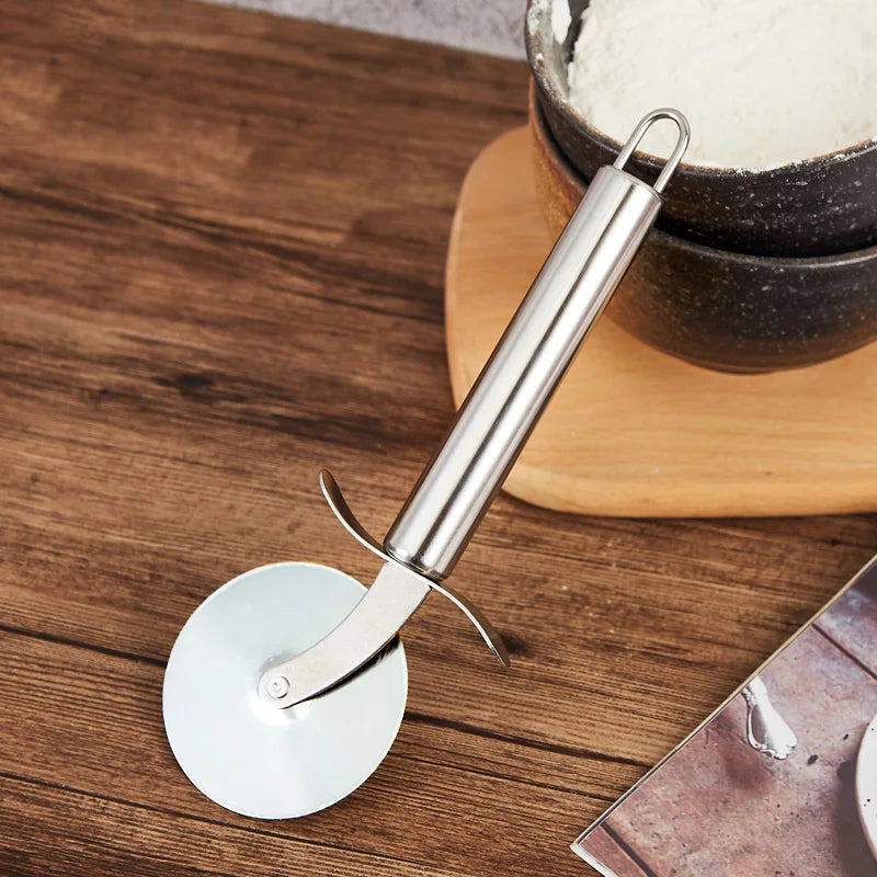 Stainless Steel Pizza Cutter Wheel – 6.5CM Diameter