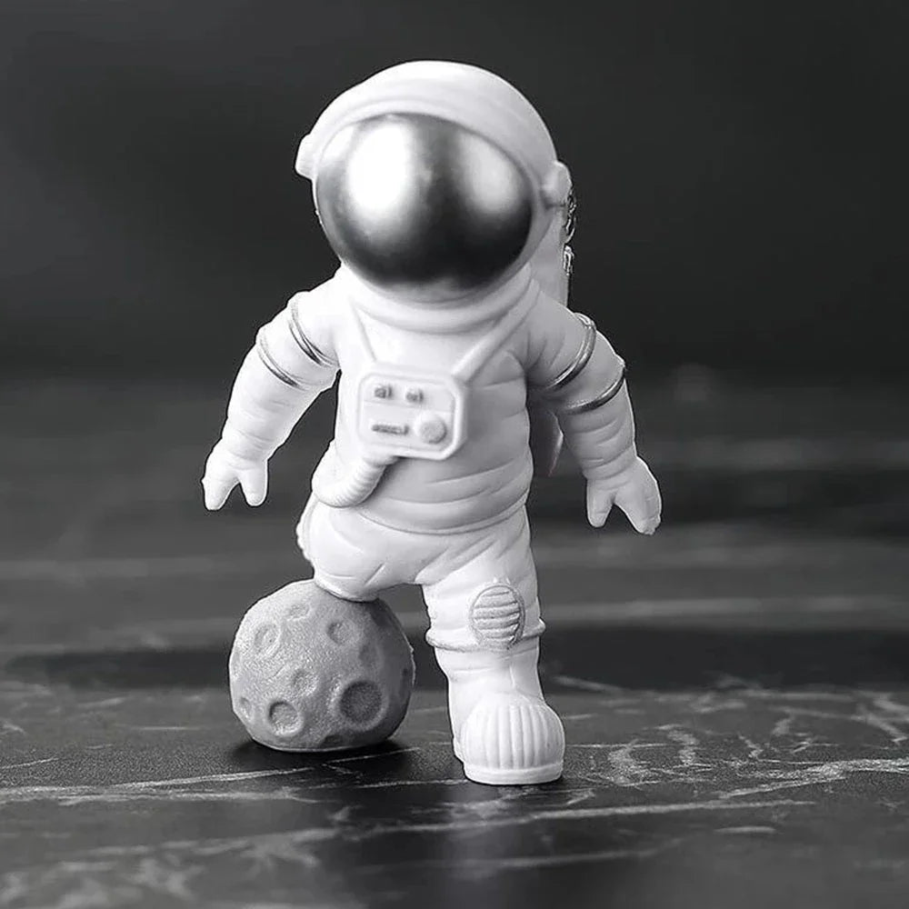 4 Pc Astronaut Figurines - Kids Toy Gift