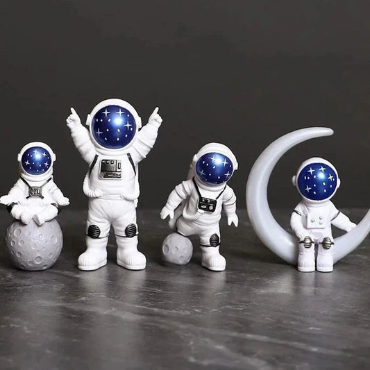 4 Pc Astronaut Figurines - Kids Toy Gift