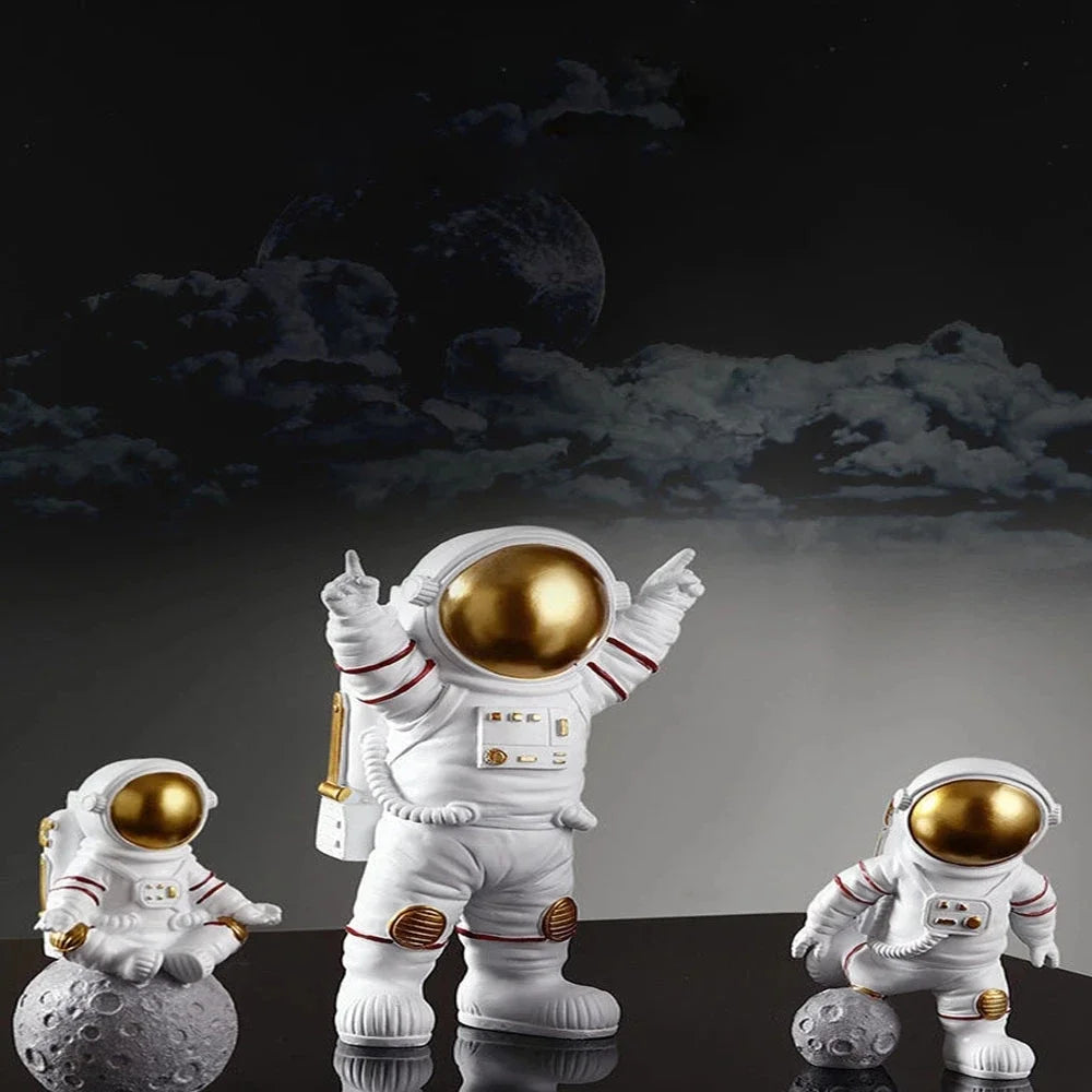 4 Pc Astronaut Figurines - Kids Toy Gift